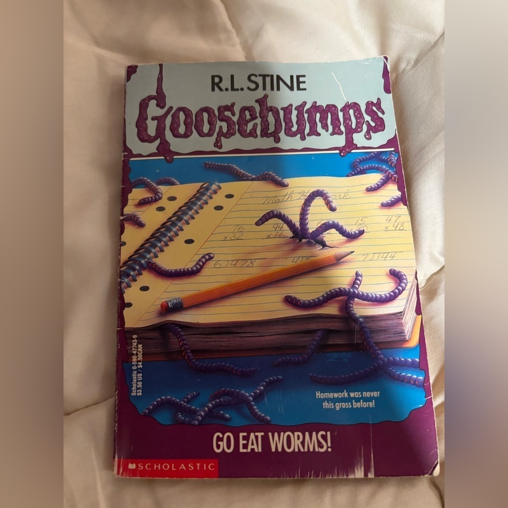 Goosebumps Ser.: Go Eat Worms! by R. L. Stine (1994, Trade Paperback)